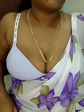 Snapshot of Sexy_Ammu_Telugu chatting on 10/09/25, 04:40 Sexy Ammu Telugu online show from 10/09/25, 04:40