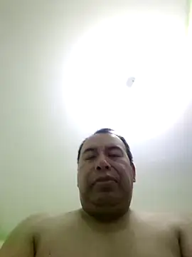 Snapshot of Piter1022 chatting on 02/25/26, 12:44 Piter1022 online show from 02/25/26, 12:44