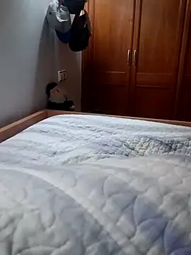 Snapshot of AAngel20 chatting on 11/27/25, 05:24 AAngel20 online show from 11/27/25, 05:24