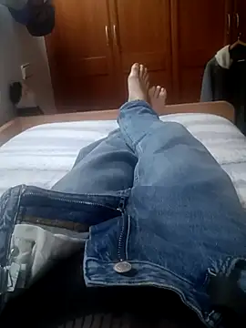 Snapshot of AAngel20 chatting on 11/16/25, 06:45 AAngel20 online show from 11/16/25, 06:45