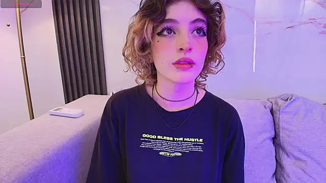EvaHalsey online show from 09/12/25, 08:30