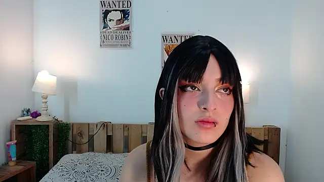 EvaHalsey online show from 12/10/24, 07:43