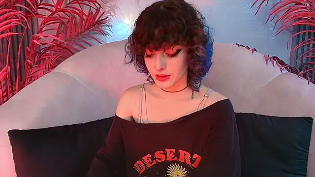 EvaHalsey online show from 11/04/25, 07:17