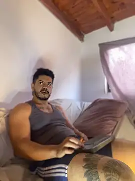 AndresSmith   online show from 04/16/26, 09:39