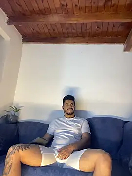 Snapshot of AndresSmith__ chatting on 02/07/26, 07:38 AndresSmith online show from 02/07/26, 07:38