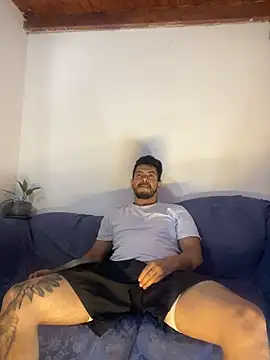 Snapshot of AndresSmith__ chatting on 02/15/26, 06:07 AndresSmith online show from 02/15/26, 06:07