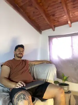 AndresSmith   online show from 04/28/26, 04:33