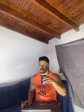 AndresSmith   online show from 03/07/26, 09:27