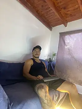 AndresSmith   online show from 03/22/26, 08:54