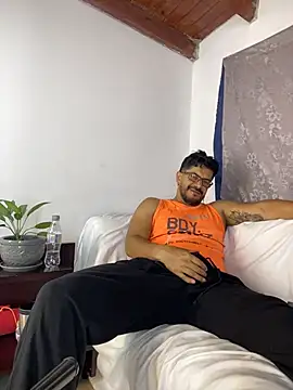 AndresSmith   online show from 06/20/26, 07:52
