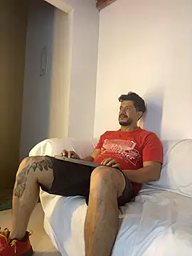 AndresSmith   online show from 07/11/26, 12:33