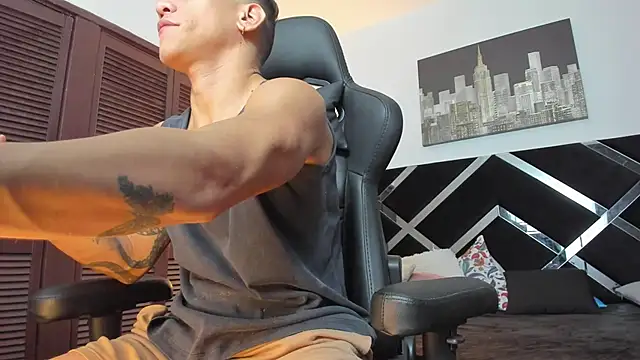 Snapshot of nakedfoam1 chatting on 03/29/26, 04:47 nakedfoam1 online show from 03/29/26, 04:47