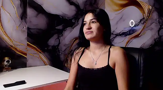 shantall24 online show from 02/18/25, 04:26