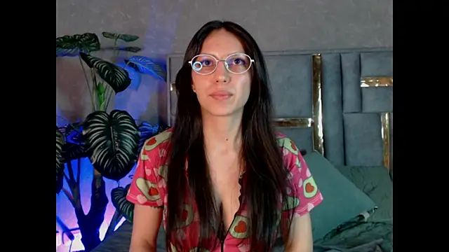 Snapshot of Bianca_ks chatting on 09/10/25, 02:32 Bianca ks online show from 09/10/25, 02:32