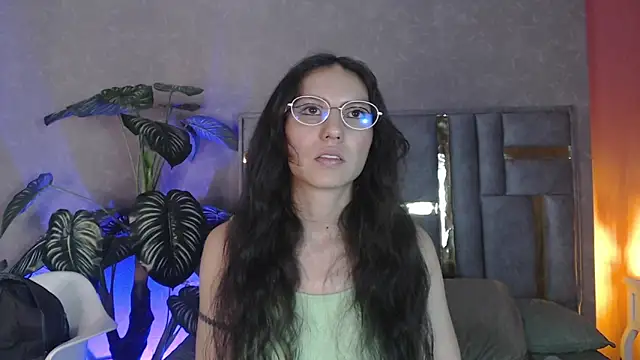 Snapshot of Bianca_ks chatting on 09/18/25, 03:09 Bianca ks online show from 09/18/25, 03:09