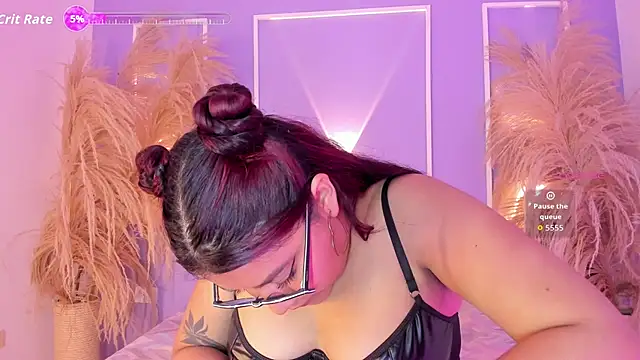 MeghanBurn online show from 09/19/25, 04:05