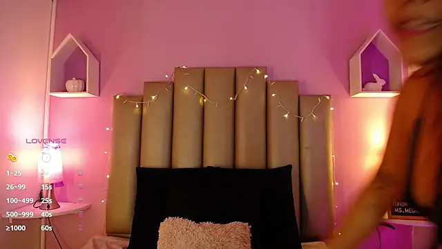 MeghanBurn online show from 03/15/25, 04:32