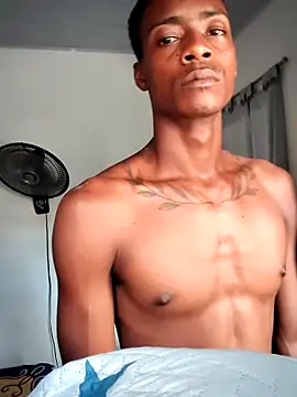 BeetledFlouter12 online show from 12/22/25, 09:04