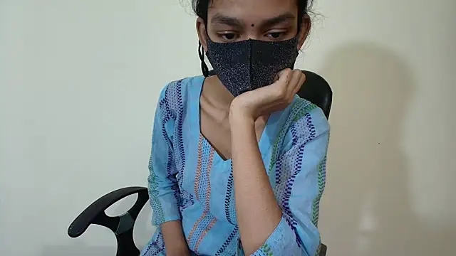 Srabontii online show from 04/12/26, 03:04