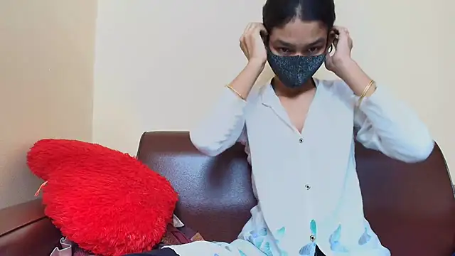 Srabontii online show from 11/22/25, 05:34