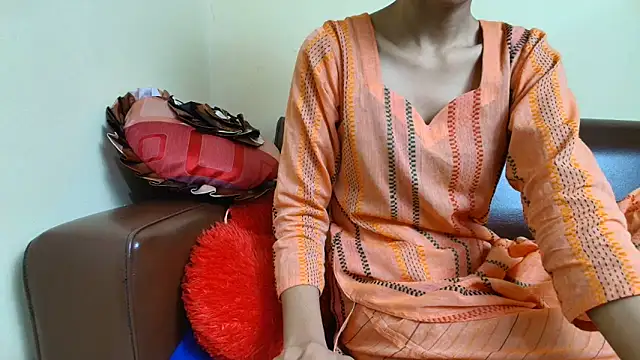 Srabontii online show from 12/23/25, 12:11