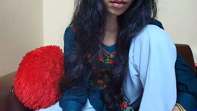 Srabontii online show from 11/14/25, 10:02