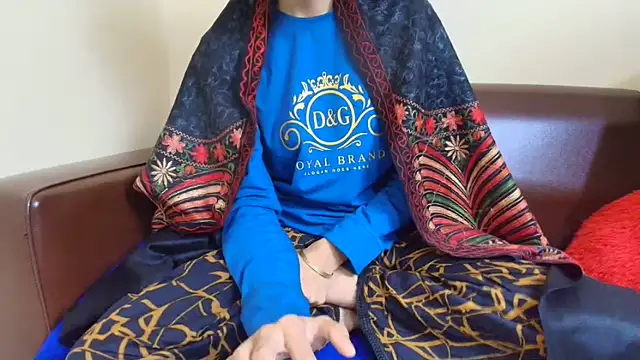 Srabontii online show from 11/28/25, 08:42