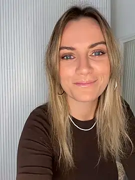 Milla  one online show from 11/11/25, 09:48