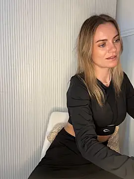 Milla  one online show from 12/05/25, 12:26