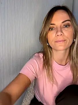 Milla  one online show from 11/28/25, 10:26