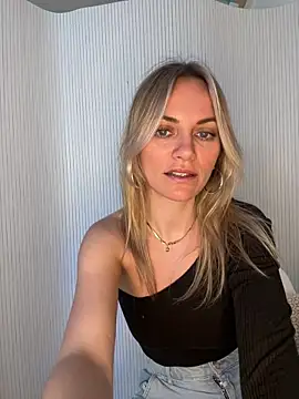 Milla  one online show from 03/18/26, 10:29