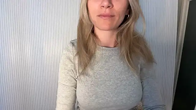 Milla  one online show from 04/10/26, 05:31