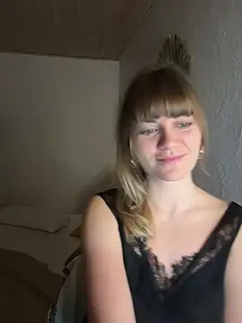 Snapshot of Milla__one chatting on 01/02/25, 07:18 Milla one online show from 01/02/25, 07:18