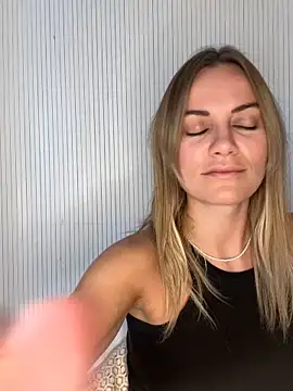 Milla  one online show from 11/06/25, 10:41