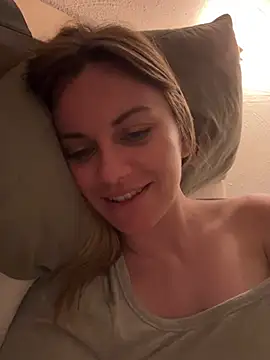 Snapshot of Milla__one chatting on 03/14/25, 05:24 Milla one online show from 03/14/25, 05:24