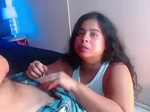 Snapshot of CindyandCarlo chatting on 02/17/25, 10:05 CindyandCarlo online show from 02/17/25, 10:05