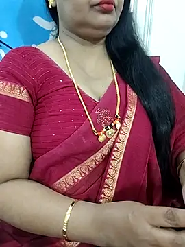 Snapshot of Deepthi_Mysore chatting on 11/11/25, 03:51 Deepthi Mysore online show from 11/11/25, 03:51