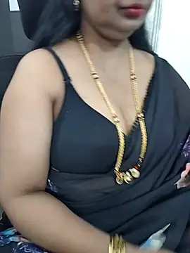 Snapshot of Deepthi_Mysore chatting on 11/10/25, 02:33 Deepthi Mysore online show from 11/10/25, 02:33