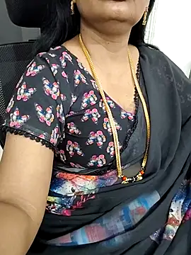 Snapshot of Deepthi_Mysore chatting on 03/10/25, 06:56 Deepthi Mysore online show from 03/10/25, 06:56