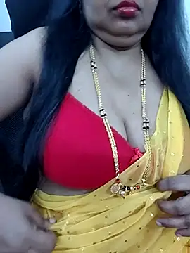 Snapshot of Deepthi_Mysore chatting on 10/12/25, 03:13 Deepthi Mysore online show from 10/12/25, 03:13