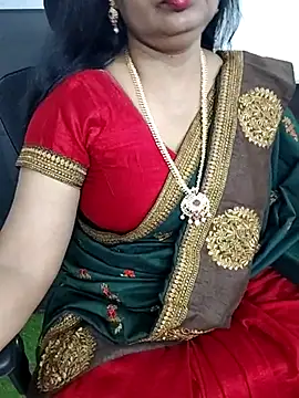 Snapshot of Deepthi_Mysore chatting on 03/06/25, 12:41 Deepthi Mysore online show from 03/06/25, 12:41