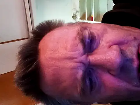 ed44435 online show from 11/01/25, 02:55