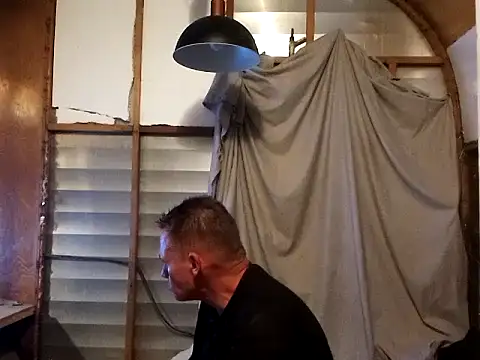 ed44435 online show from 11/11/25, 12:33