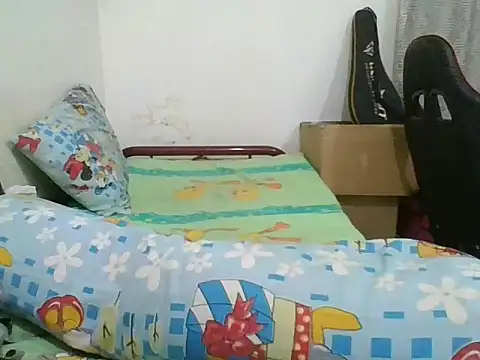 Snapshot of shyboymasturbation chatting on 01/26/25, 04:20 shyboymasturbation online show from 01/26/25, 04:20