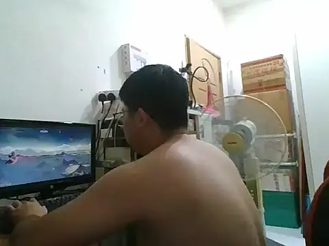 Snapshot of shyboymasturbation chatting on 01/28/25, 05:43 shyboymasturbation online show from 01/28/25, 05:43