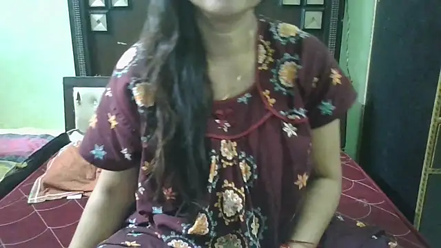 couplesuni online show from 10/03/25, 11:45