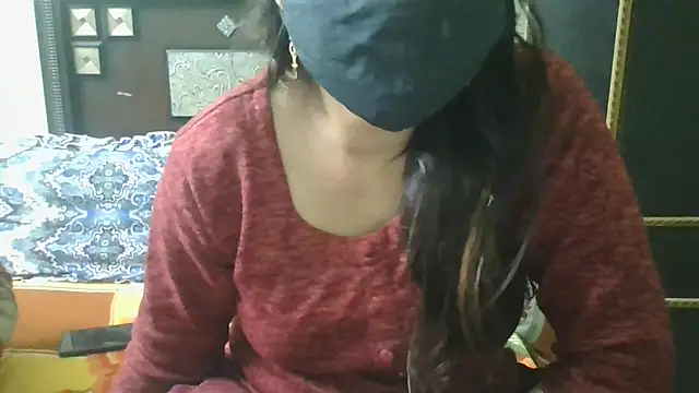 couplesuni online show from 11/25/25, 03:40