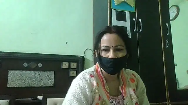 couplesuni online show from 12/05/25, 04:11