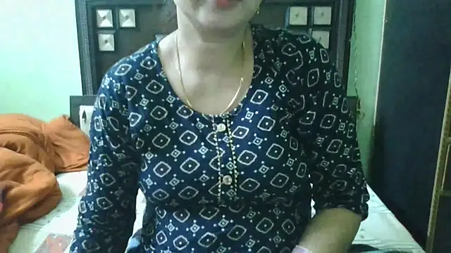 couplesuni online show from 09/30/25, 10:21