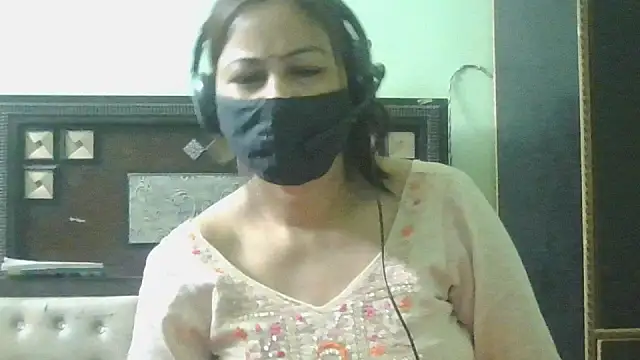 couplesuni online show from 03/16/26, 03:36